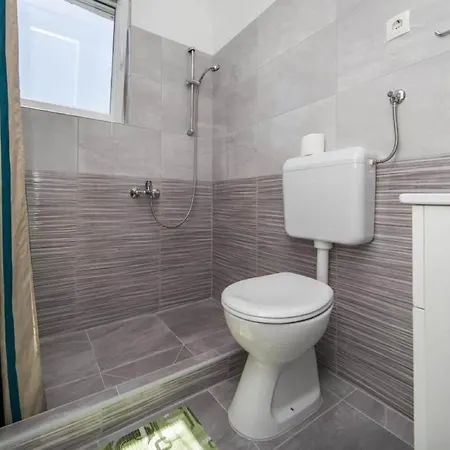 شقة One Bedroom With Balcony A3 *